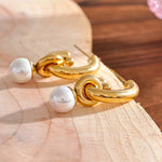 Charlotte Pearl Earrings - Psalm BoutiqueCharlotte Pearl EarringsJewlery