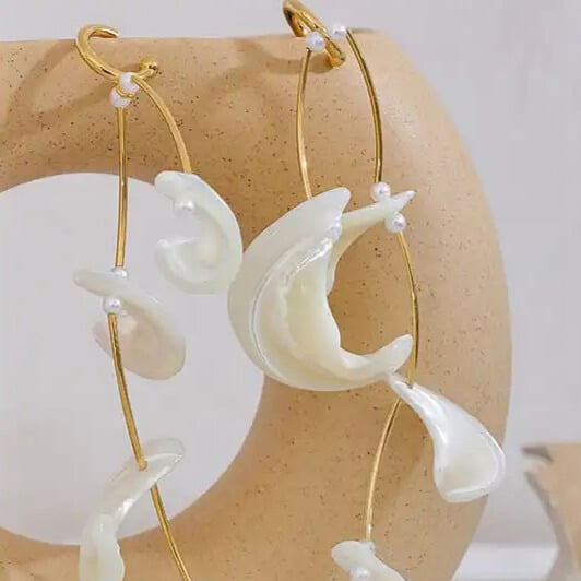 Shell Earrings - Psalm BoutiqueShell EarringsJewlery